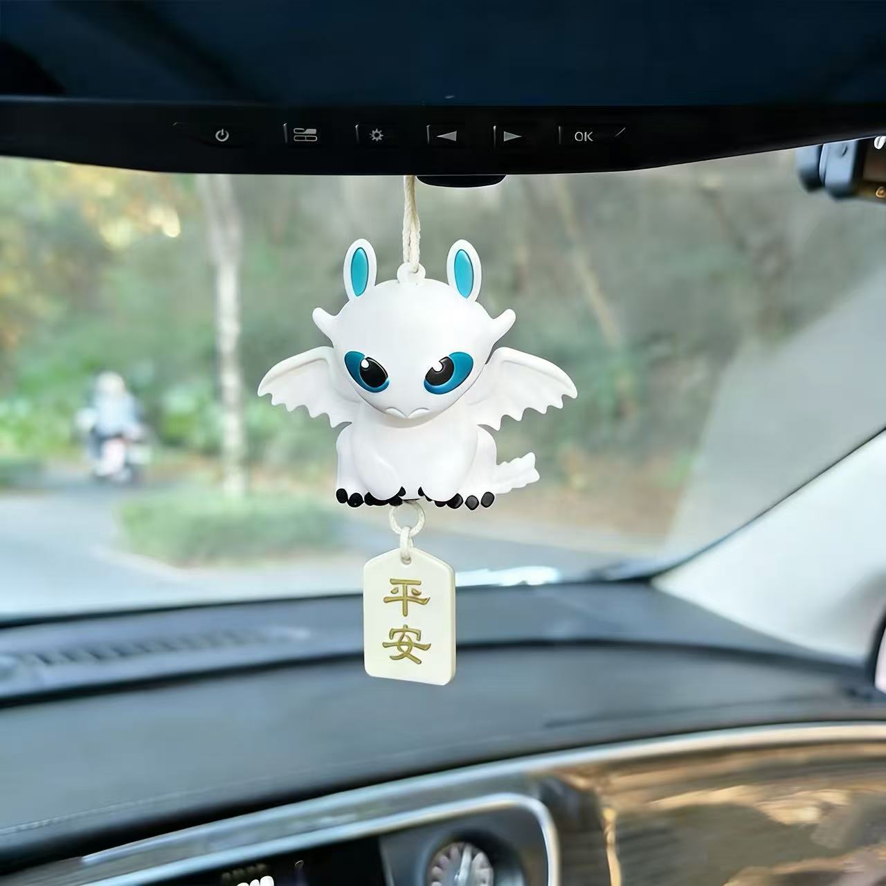 歯のない車用吊り下げ人形、かわいい漫画のぬいぐるみ、車の装飾 - Car Accessories For Decoration のレビューと価格
